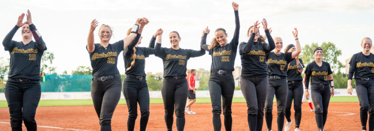 Deutschland verabschiedet sich mit zwei Siegen von der Damen-Softball-EM